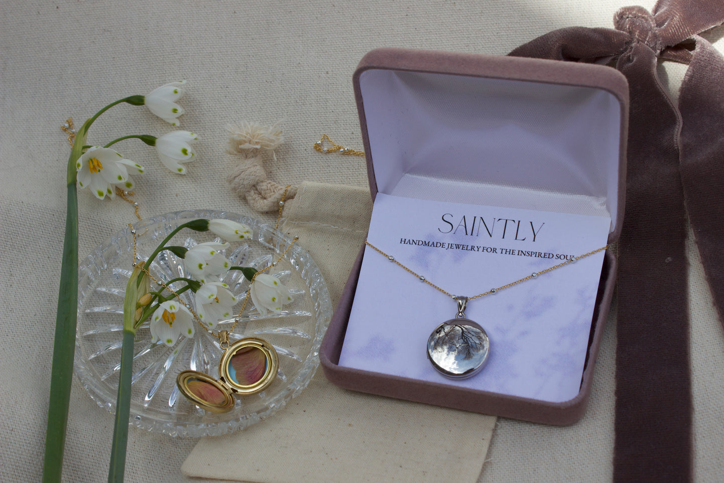 Customizable Locket for Mother's Day
