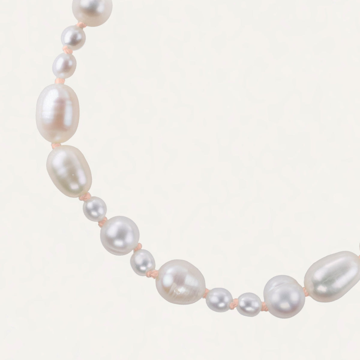 Bouquet Pearl Knotted Bracelet