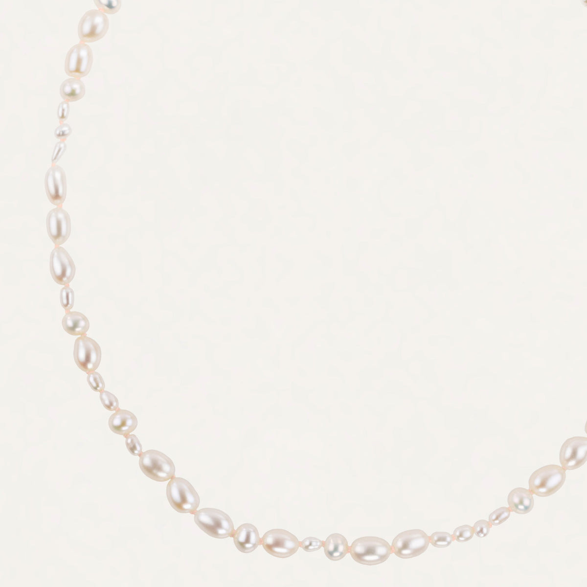 Bouquet Pearl Knotted Necklace